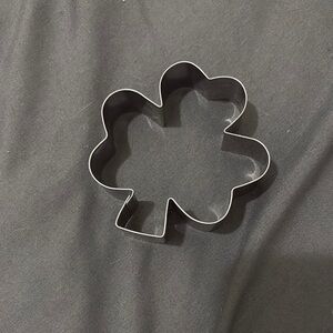 Silver Shamrock Cookie Cutter